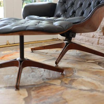 PLYCRAFT Mid-Century Lounge Chair w/ Ottoman