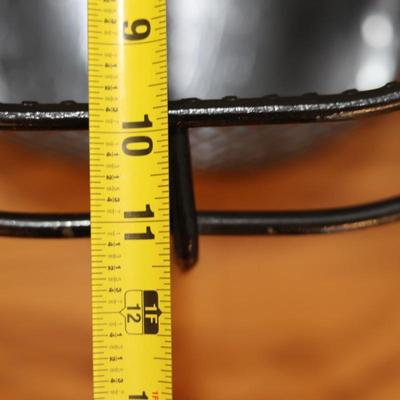 Floating Metal Mesh Wastebasket