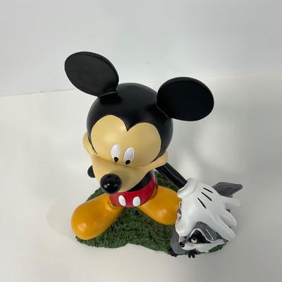 -60- COLLECTIBLE | Mickey Mouse Figure With Racoon