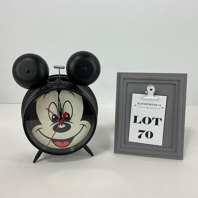 -70- CLOCK | Mickey Mouse Alarm Clock