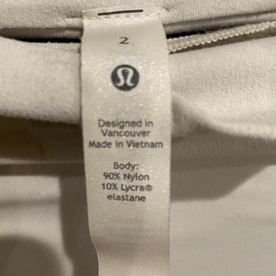 Lululemon leisure top - size 2