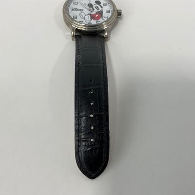 -76- WATCH | Black Leather Strap Mickey Mouse 44mm Watch
