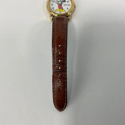 -81- WATCH | Lorus Mickey Mouse Ladies Gold Tone Brown Leather Band | V501-6N70