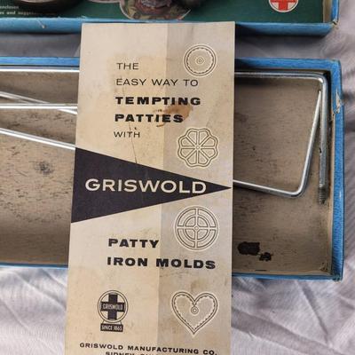 Vintage Griswold famous patty molds. Cast iron