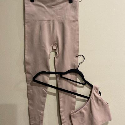 Leisure set - Set Active. Pants XS. Top S