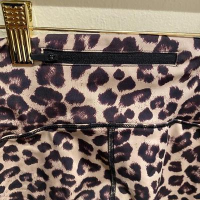 Leisure set - Good American. Pants size 0. Top size 1