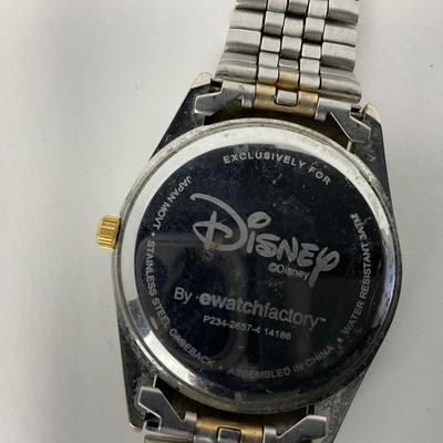 -87- WATCH | Disney Mickey Mouse Menâ€™s Watch