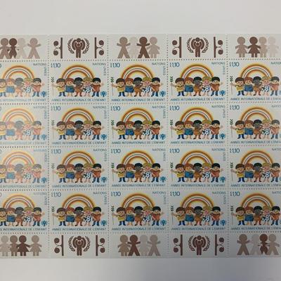 1979 Annee Internacionale De L'Enfant stamp set of 20