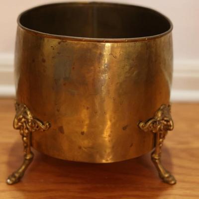 English Footed Log Bin