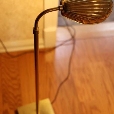 Vintage Adjustable Shell Lamp