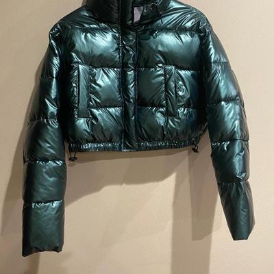 ASOS Design glam metallic crop puffer jacket - size 0