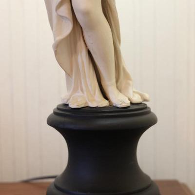 Classical Woman Figure Table Lamp