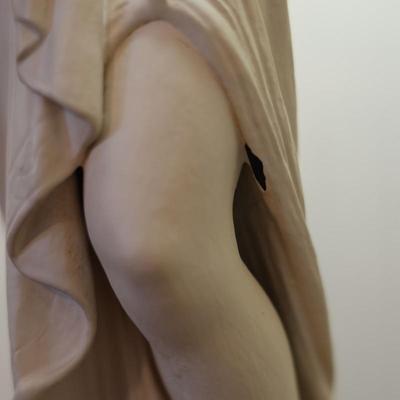 Classical Woman Figure Table Lamp