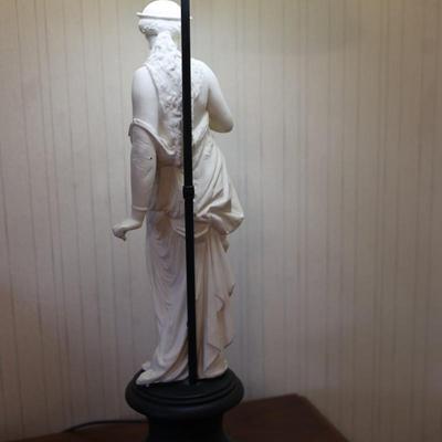 Classical Woman Figure Table Lamp