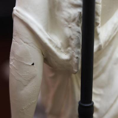 Classical Woman Figure Table Lamp