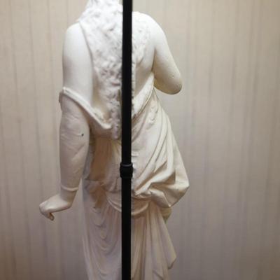 Classical Woman Figure Table Lamp