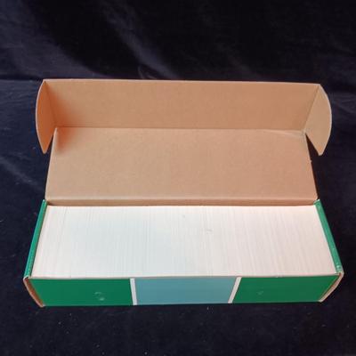 BOX OF 1992 FLEER BASEBALL CARDS