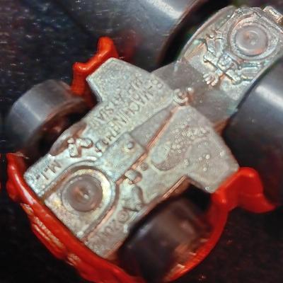 HOT WHEELS FATBAX B-MACHINE & 2 PLYMOUTH BARRACUDAS