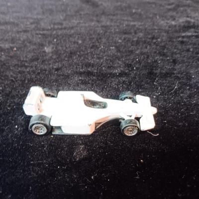 5 HOT WHEELS FROM EARLY 2000's