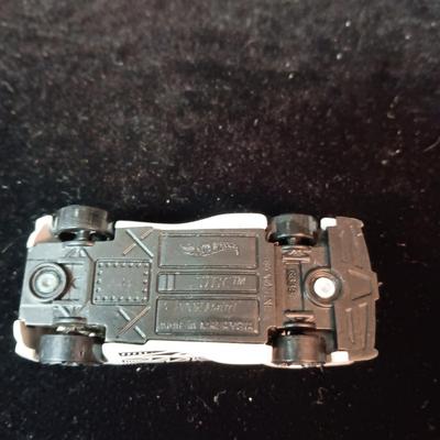 5 HOT WHEELS FROM EARLY 2000's