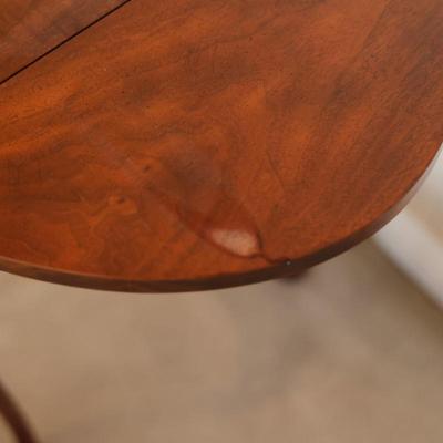 Baker Furniture Queen Anne Solid Walnut Petite Drop Leaf Tea Table