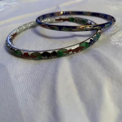 CloisonnÃ© bracelets