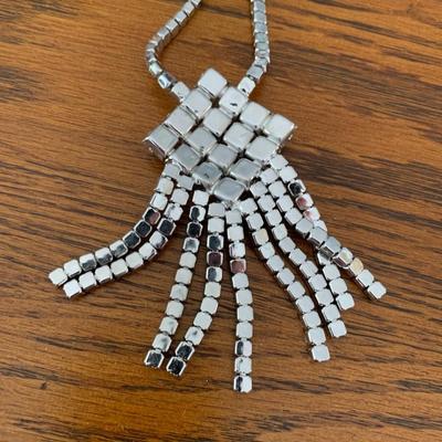 Vintage Dangling Rhinestone necklace