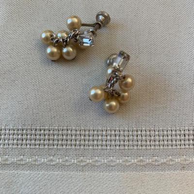 Collection of 4 Vintage screw on earrings