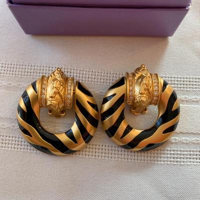 Elizabeth Taylor Clip on Earrings