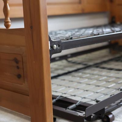 Wood Trundle Bed