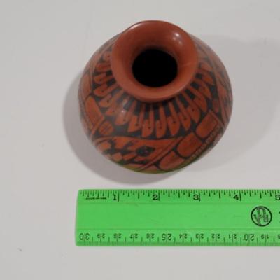 Small Native American Hnadmade vase