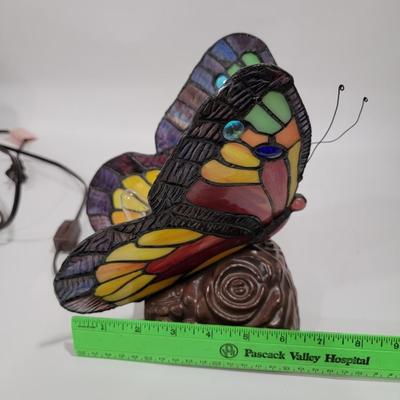 Butterfly stained glass lamp working