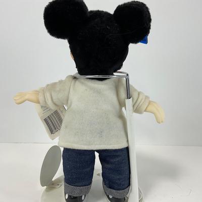 -102- COLLECTIBLE | Sock Hop Applause Figure & Stand