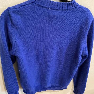 Sweater - small