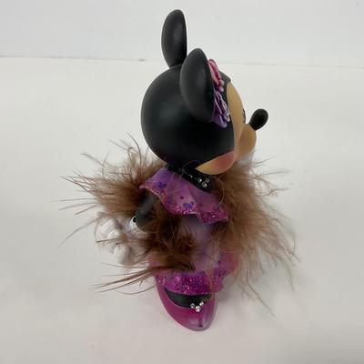 -112- COLLECTIBLE | Disney Showcase Minnie Mouse Haute Couture De Force Figure | #4045447E