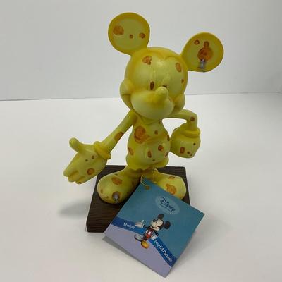 -114- COLLECTIBLE | Mickey InspEARations â€œBig Cheeseâ€ Figure