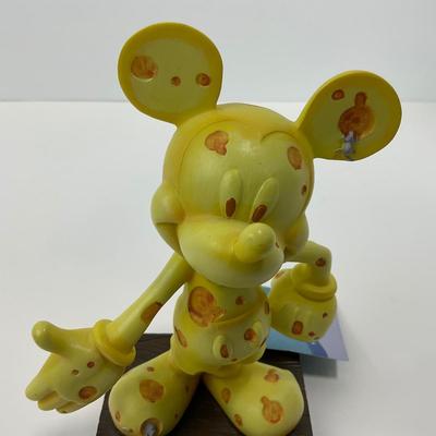 -114- COLLECTIBLE | Mickey InspEARations â€œBig Cheeseâ€ Figure
