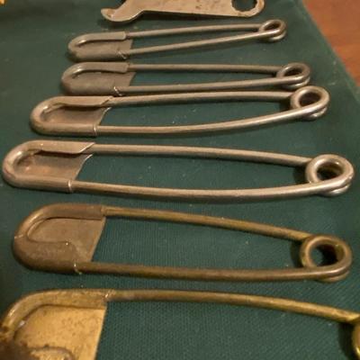 Trinket and Knick-Knack Lot