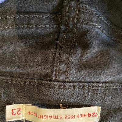 Levi’s 724 high rise straight crop - size 23