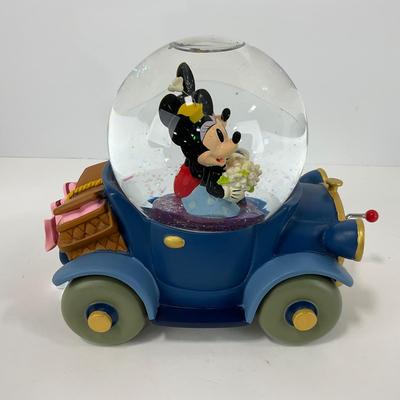-116- HOME | Mickey & Minnie Disneyland Resort Paris | Snow Musical Globe Car