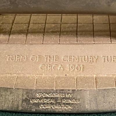 Pottery and Knick-Knacks Lot