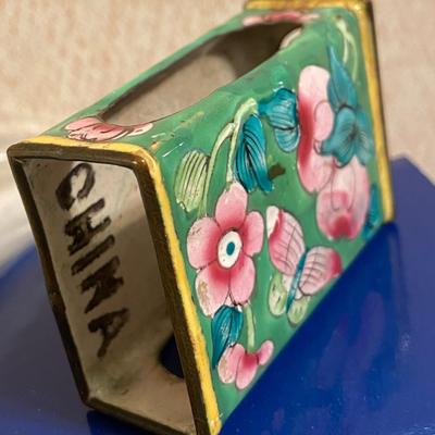 Pottery and Knick-Knacks Lot