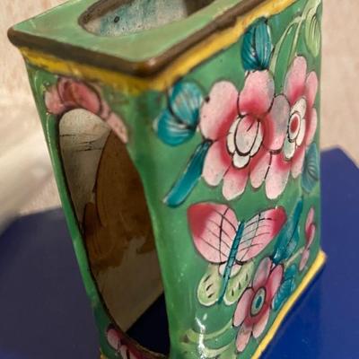 Pottery and Knick-Knacks Lot