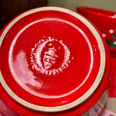 Waechtersbach Red Christmas Tree 7 bowls