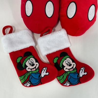 -124- HOLIDAY | Mickey Mouse Formed Stocking Boots & Mini Stockings