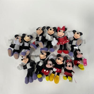 -128- COLLECTIBLE | Assorted Mix Of Miniature Mickey & Minnie Mouse Plush