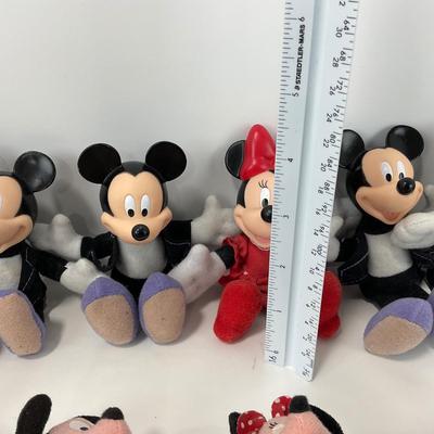 -128- COLLECTIBLE | Assorted Mix Of Miniature Mickey & Minnie Mouse Plush