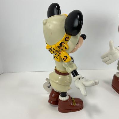 -129- COLLECTIBLE | Mickey & Minnie Mouse Safari Figures