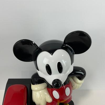 -133- HOME | 1990â€™s AT&T Mickey Mouse Push Button Telephone Phone