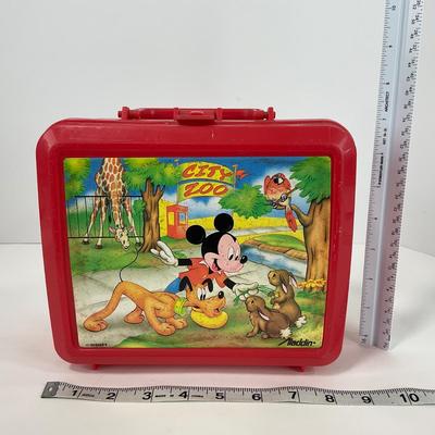 -136- COLLECTIBLE | Vintage Aladdin Mickey Mouse City Zoo Plastic Lunch Box & Thermos